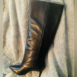 Brand New with tags and original box Never worn Marc Fischer heeled leather boot